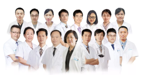 廈門(mén)眼科中心眼底病?？漆t(yī)生團(tuán)隊(duì)